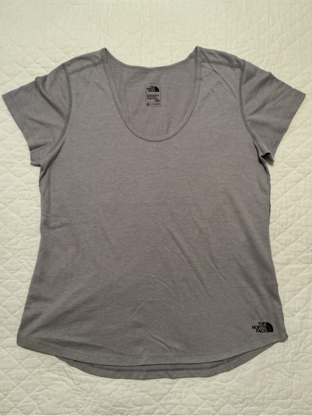 The North Face FlashDry Women’s Short Sleeve Scoop Neck Tee - Gray, Medium
